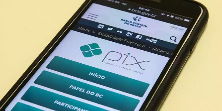 O que é o Pix Automático? Entenda a nova função que estreia no dia 16