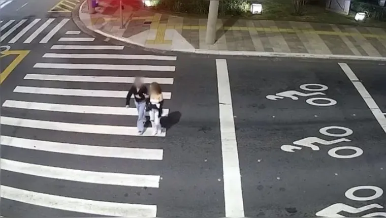 Vídeo: amigas são atropeladas e mortas em faixa de pedestres